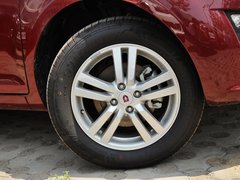 2013款 1.5L 手动 时尚型 5座