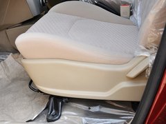 2013款 1.5L 手动 时尚型 5座