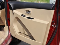 2013款 1.5L 手动 时尚型 5座