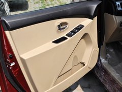 2013款 1.5L 手动 时尚型 5座
