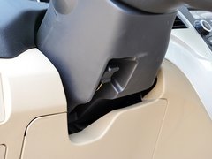 2013款 1.5L 手动 时尚型 5座