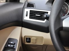 2013款 1.5L 手动 时尚型 5座