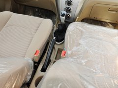 2013款 1.5L 手动 时尚型 5座