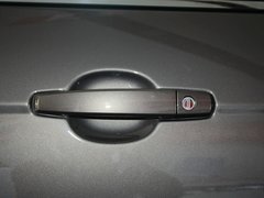 2013款 1.8L 自动 SE舒适版