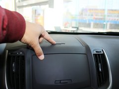 2013款 1.8L 自动 SE舒适版