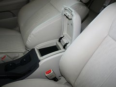 2013款 1.8L 自动 SE舒适版