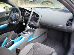 2013款 5.2 FSI quattro 中国专享型