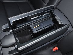 2013款 E300L 3.0L 时尚豪华型