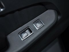 2013款 E300L 3.0L 时尚豪华型