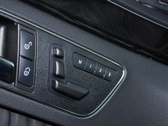 2013款 E300L 3.0L 时尚豪华型