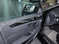 2013款 E300L 3.0L 时尚豪华型