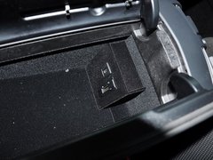 2013款 E300L 3.0L 时尚豪华型