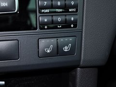 2013款 E300L 3.0L 时尚豪华型