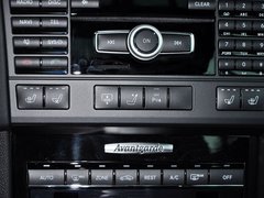 2013款 E300L 3.0L 时尚豪华型