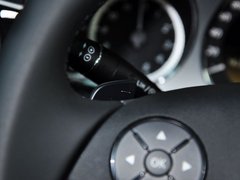 2013款 E300L 3.0L 时尚豪华型