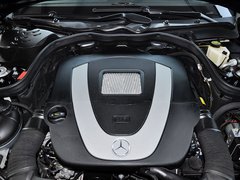 2013款 E300L 3.0L 时尚豪华型