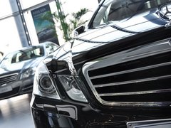 2013款 E300L 3.0L 时尚豪华型