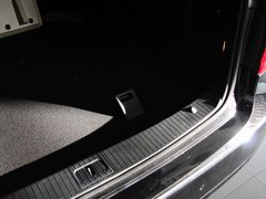 2013款 E260L 1.8T CGI优雅型