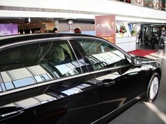 2013款 E260L 1.8T CGI优雅型