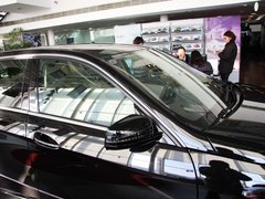 2013款 E260L 1.8T CGI优雅型