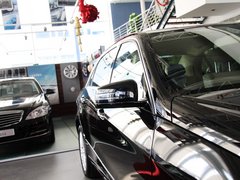 2013款 E260L 1.8T CGI优雅型