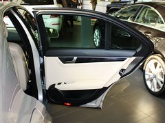 2013款 C260 1.8T CGI时尚型