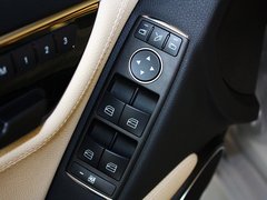 2013款 C260 1.8T CGI时尚型