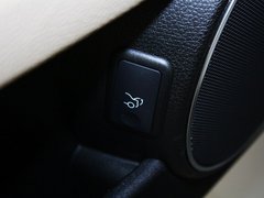 2013款 C260 1.8T CGI时尚型