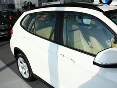 宝马X1 2013款 sDrive18i 2.0L 时尚型 5座