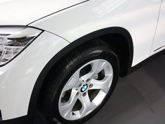 宝马X1 2013款 sDrive18i 2.0L 时尚型 5座