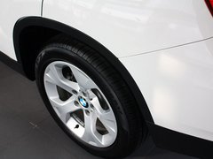 宝马X1 2013款 sDrive18i 2.0L 时尚型 5座
