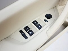 宝马X1 2013款 sDrive18i 2.0L 领先型 5座