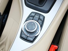 宝马X1 2013款 sDrive18i 2.0L 领先型 5座