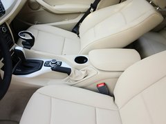 宝马X1 2013款 sDrive18i 2.0L 领先型 5座