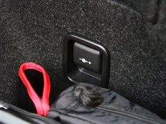 2013款 sDrive18i 2.0L 运动设计套装 5座