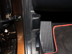 2013款 sDrive20i 2.0T 运动设计套装 5座