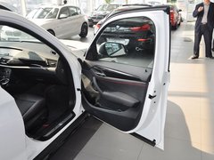 2013款 sDrive20i 2.0T 运动设计套装 5座