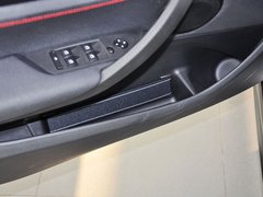 2013款 sDrive20i 2.0T 运动设计套装 5座