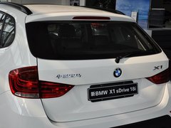 2013款 sDrive20i 2.0T 运动设计套装 5座