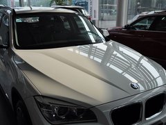 宝马X1 2013款 sDrive20i 2.0T 运动设计套装 5座