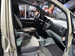 2013款 M3 1.6L 手动 豪华型 7座