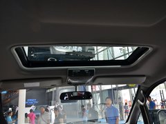 2013款 M3 1.6L 手动 豪华型 7座