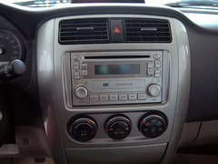 2005款 三厢 1.6 手动 豪华型