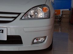 2005款 三厢 1.6 手动 豪华型