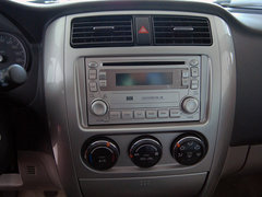 2005款 三厢 1.6 手动 豪华型