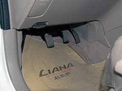 2005款 三厢 1.6 手动 豪华型