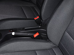2013款 1.5L AMT 豪华版