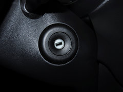 2013款 1.5L AMT 豪华版