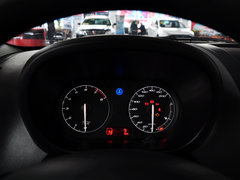2013款 1.5L AMT 豪华版
