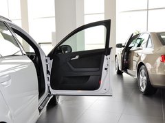 2013款 Sportback 30TFSI 1.4T AT 舒适型
